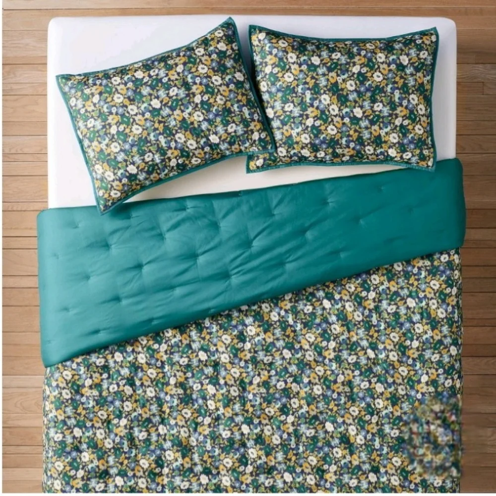 Opalhouse designed w Jungalow Twin/Twin Extra Long Printed Floral Quilt & Sham